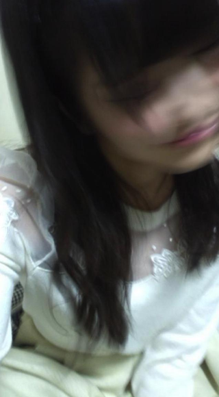 Illustration for article titled Japanese Selfie Trend Will Leave You Shaking Your Head